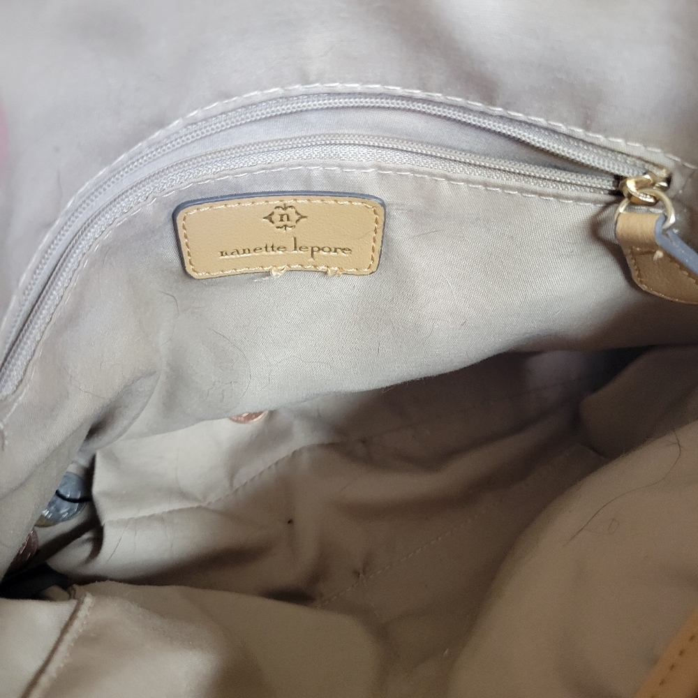🥳HP🥳 NANETTE LEPORE floral dome bag. several compartments crossbody satchel - Picture 9 of 14